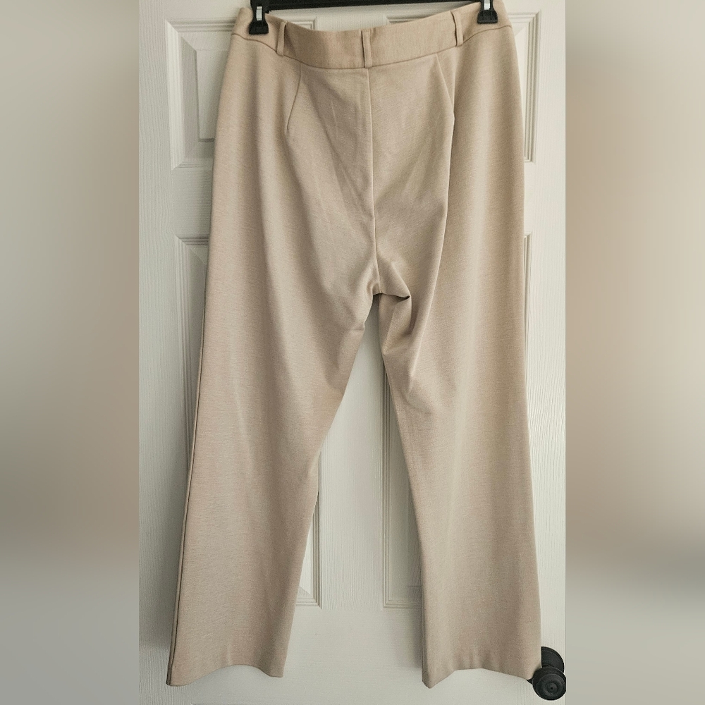 NWT J. McLaughlin Deanne Straight Leg Crop Pant: Color- Heather Sand: Size- 14 - Picture 3 of 15